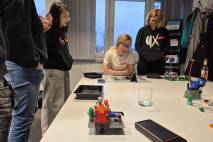 Mit Lego ganz von der Rolle – Deine UX-Rolle im Team -UX Dresden 1