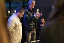Alexander Jahn von TEAM23 und Prof. Ludwig John von der Technischen Hochschule Augsburg während der Eröffnungsrede des WUD.